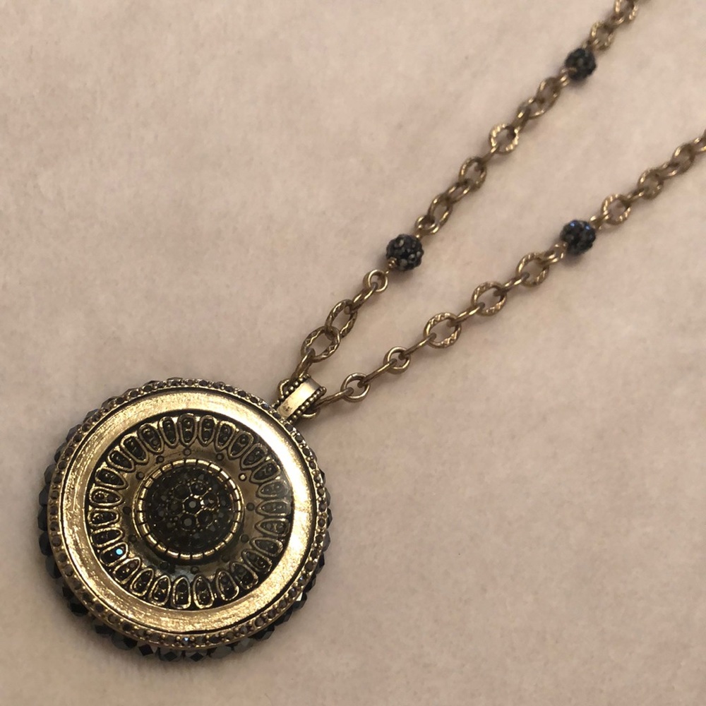 Stunning long necklace